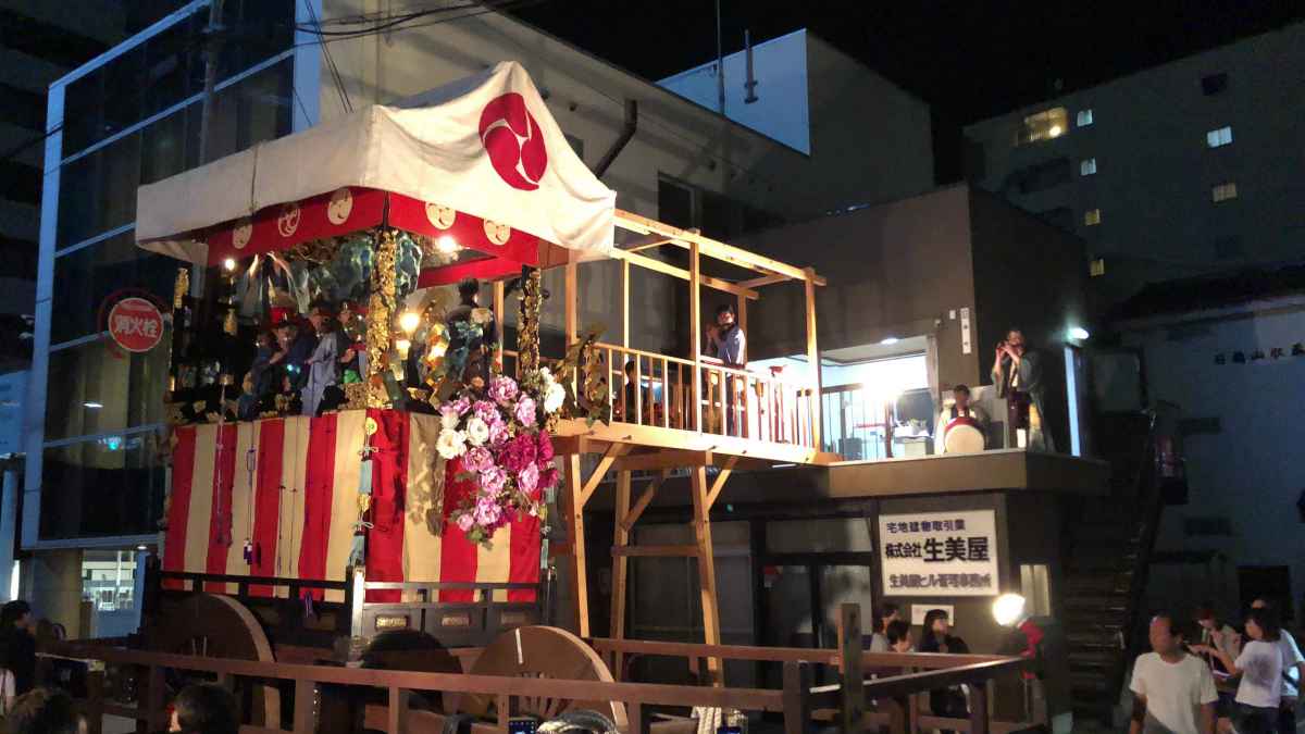 喪中に祭りで神社へ行くのは駄目？町内会の役員手伝いや祝儀は？